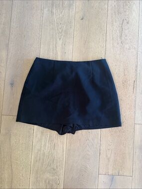 Abercrombie & Fitch Black Women's Skort